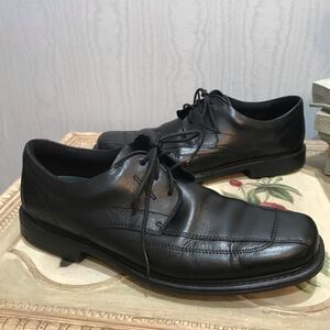 Clarks Black Leather Newman Bicycle Toe Oxfords Sz 11